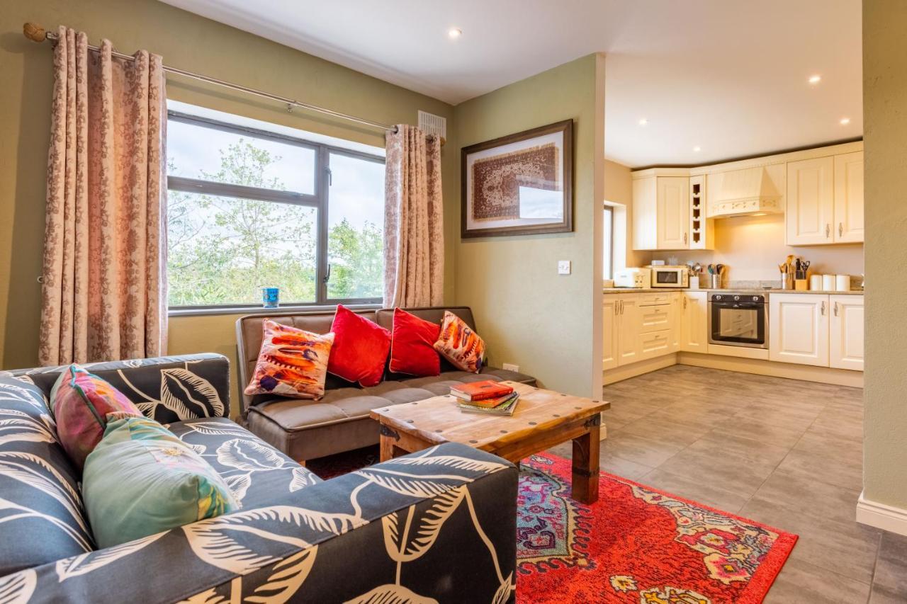 Отель Aloha House Киллорглин Экстерьер фото